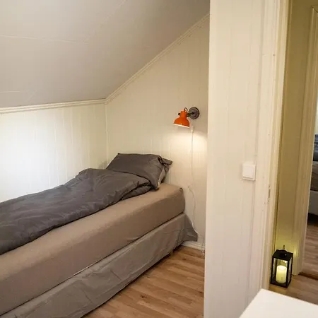 Cozy House In 10 Minutes To Center