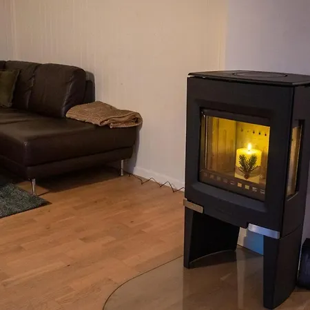 Cozy House In 10 Minutes To Center *